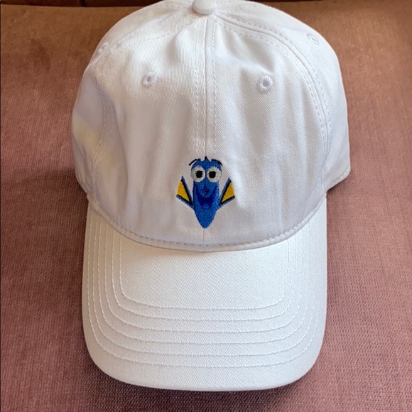 Disney Accessories - Disney Finding Dory hat